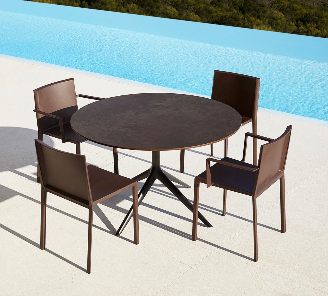mesas-redondas-e-cadeiras-horeca-quartz-vondom-1.jpg